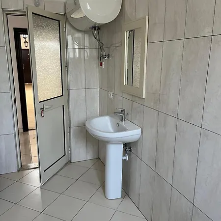 Ap 1 First Floor *