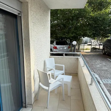 Ap 1 Apartment Golem (Tirana)